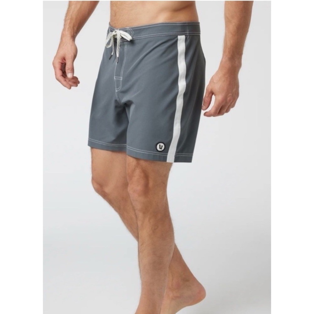 Vuori Puerto Swim Board Shorts Mens 36 Gray Colorblock Quick Dry Stretch Trunks